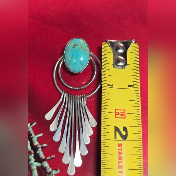 Native American Navajo Vintage Turquoise and Silver Dangle Earrings - Picture 4 of 5
